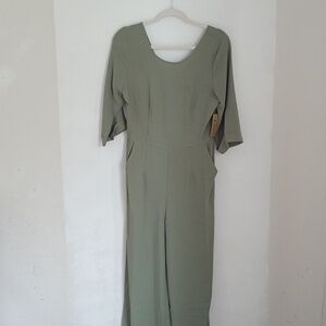 NWT Women's Wide Leg Jumpsuit Romper Sage Green Scoop Neck Zip Back Size M